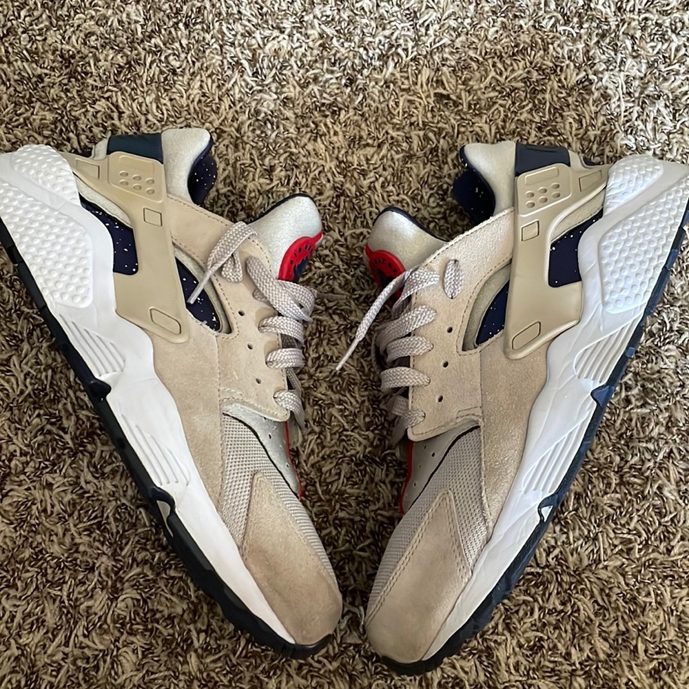 Nike air huarache moon landing
